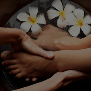 SOIN DE BEAUTE’ DES MAINS OU DES PIEDS